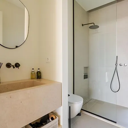 Modern Sea View Villa, Heated Pool,rooftop Jacuzzi Outdoor Kitchen 12min Faro Airport *